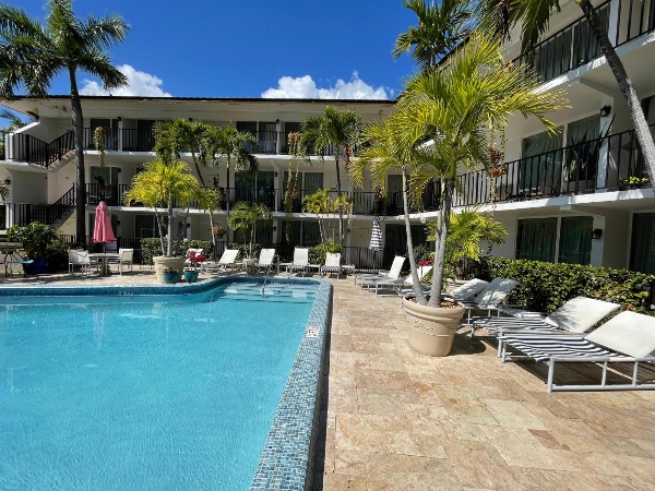Ocean Mile Hotel image 1